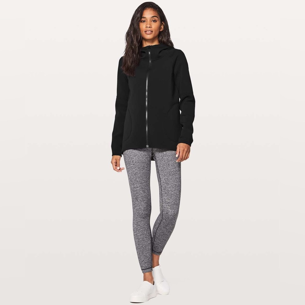 Lululemon Embrace The Space Hoodie
Black Rare like new